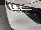LEDヘッドランプ装備・消費電力が少なく明るいので夜間走行も安心して運転出来ます。