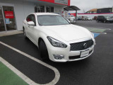 この車は、日産でご案内している高品質宣言車で、安心と満足のカーライフ宣言車です。入念なクリーニングはもちろん、安心していただけるよう、決められた整備内容や充実した保証内容でカーライフをサポートします