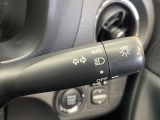 【オートライト】周りの明るさに応じて自動でヘッドライトの点灯・消灯ができる機能です!ライトの付け忘れ・消し忘れなどが無くなり、雨の日や夕方の走行も安心!トンネル通過時も便利ですね♪