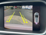 【パークアシスト・カメラ】駐車時に後方がリアルタイム映像で確認できます。大型商業施設や立体駐車場での駐車時や、夜間のバック時に大活躍!運転スキルに関わらず、今や必須となった装備のひとつです!