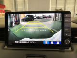 【バックカメラ】駐車時に安心のバックカメラが装備されています!