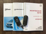 取扱書&整備手帳揃っております☆遠くからドアの開錠施錠が出来る便利なキーレスを装備しています。