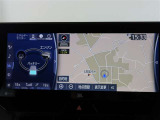 ディスプレイオーディオを装備。スマホとクルマをつなぐことで、これまでのナビに加えて、いろんなサービスが楽しめます