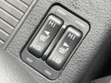 【シートヒーター】寒い日に重宝するシートヒーター!エアコンより早く温まってくれるので寒がりの人も安心ですね♪エアコンの温風は乾燥するから苦手、という方にもをおすすめです。