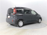 中古車の内外装の状態などをひと目で分かるよう、トヨタ車のプロの検査員が実施した「車両検査証明書」をご用意しています。