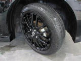 165/55R15インチ純正アルミホイール。