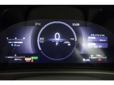 ドライブモードセレクトスイッチ。ダイナミックな加速を楽しみたい時、穏やかに走りたい時。スポーツからエコまで走行モードをお選びいただけます。