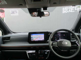 フロントガラスが広く視界が広々としているので、運転がとてもし易いです