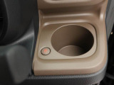 お車を購入される際はご不明な点や不安な点もあるかと思いますが、困ったらお気軽にご相談下さい! 【フリーダイアル】 でお電話頂ければ当店のスタッフがじっくりお話を聞かせて頂きます!