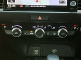 この度は、当店のお車をご覧いただきまして誠にありがとうございます。お気軽にお問い合わせくだ