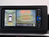 【パノラマモニター】車両周囲を上から見下ろしたような映像を表示。正確なモニタリングが可能になり、駐車時・幅寄せをアシストします!