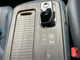 プロパイロットパーキング(自動駐車機能)付いてます。