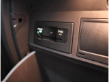 「ETC2.0対応車載器」  合流や渋滞、事故等の情報をリアルタイムで受信して、ディスカバープロへ即座に反映させたルートガイダンスを実現し、快適なドライブを楽しむことが出来ます!