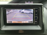 画質もキレイなバックモニター!車庫入れが苦手な方も運転が好きになるはず♪