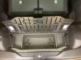 WEB店舗の中古車本部では仕上げ後すぐWEB掲載しております。まだ店頭に出ていない車両ですので見つけたときがチャンスかも。最寄りの店舗まで配送いたしますのでお気軽にお問い合わせください。