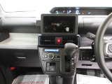 中古車は一物一価、同じようなお車でも、整備状況、外内装の状態など様々です。