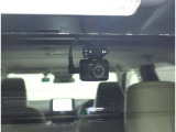 リヤ用ドライブレコーダー装備!これがあれば、相手方が危険運転をしてきた場合などでも客観的に証明でき、事故や事件の直接的な証拠の確保にも生り得ます。
