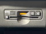 【ETC】高速道路の料金所をストレスなく通過!話題のスポットやサービスエリアに多い「スマートIC」利用時は必須のアイテムです。当店でセットアップを実施、ご納車当日からすぐにご利用いただけます!