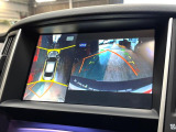 【アラウンドビューモニター】専用のカメラにより、上から見下ろしたような視点で360度クルマの周囲を確認することができます☆死角部分も確認しやすく、狭い場所での切り返しや駐車もスムーズに行えます。