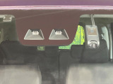 【スマートアシスト】走行中に前方の車両等を認識し、衝突しそうな時は警報とブレーキで衝突回避と被害軽減をアシスト。より安全にドライブをお楽しみいただけます。