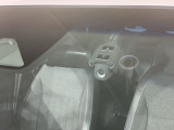 【ホンダセンシング】 「ミリ波レーダー」と「単眼カメラ」の異なる特性を持つ2つのセンサーなどにより、安心・快適な運転を支援します。ドライブレコーダー付きで、万が一の場合でも安心です。
