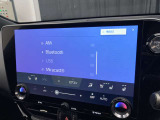 ブルートゥースに接続することにより、スマホに入ったお気に入りの音楽を車内で楽しむことができます♪あると本当に便利な機能になっています!