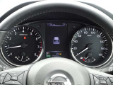 【メーターパネル】素早く車の情報が読み取れる、視認性に優れたシンプルなデザインのメーターパネルです。