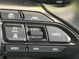 【レーダークルーズコントロール】高速道路での長距離走行が楽に!!自動で速度を保つクルーズコントロールが、衝突軽減システムと連携し、前方の車両を感知して車間を保つように速度調節してくれます!!