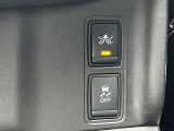 エマージェンシーブレーキ衝突軽減ブレーキ装置とVSA横滑り装置が搭載されております。
