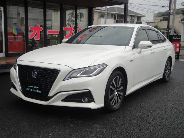 クラウン ハイブリッド 2.5 S Cパッケージ 