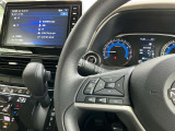 ハンドルスイッチで、メーター内のディスプレイ表示変更ができます。日付や時間の表示設定や、車の機能の設定などの操作をしていただけます!!