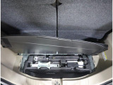 もちろんパンク修理剤&車載工具完備☆万が一のトラブルに備えて使い方もご説明いたします♪