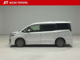 ヴォクシー 2.0 ZS 