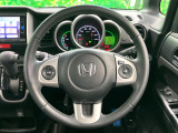 【純正革巻きステアリング】上質な革を使用することで、手にしっかり馴染みとても運転しやすいハンドルです♪