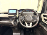 運転しやすいインパネ周りです。見やすいレイアウトで快適なドライブをサポートします☆☆