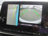 スイッチ操作により、「トップビュー」「フロントビュー」「サイドブラインドビュー」を切り替えが可能です。