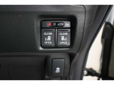 スライドドアの開閉も 運転席から