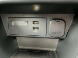 Applecarplay・androidautoが接続可能!スマートフォンを最も安全に操作することができます!音楽の再生・ナビ・通知などドライブしながら快適に操作できますね☆