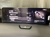 車両が車線を踏み越えそうであると判断すると、ビープ音により警告。ドライバーの素早い回避操作をサポート致します。