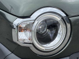 夜間走行の様々な局面に向けて、LEDヘッドランプで視認性をしっかり確保☆ハロゲンヘッドランプのおおよそ2倍の光量で、広範囲に明るくドライバーをサポートしてくれます。