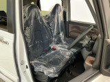 【運転席・助手席】内装ルームクリーニング済みです。しっかり綺麗にしていますので、是非、お確かめください。車に自信があるからこそ、是非一度ご来店頂き内外装も見てもらえると幸いです。