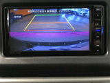 バックガイドモニターで、後方を確認しながら安心して駐車することができます。運転初心者も熟練者も必須の機能ですよ!