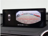 お車選びをお楽しみ頂けるよう、在庫車の展示スペースを十分に確保しております。