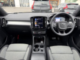 XC40 B4 モメンタム 