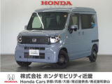 N-VAN e: は電気のちからでなめらかに静かに加速し、やさしい乗り心地の低振動。ストップ&ゴーも、登り坂も、爽快に走ります。