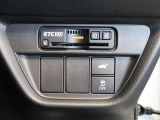 ETC車載器付きです。高速道路の料金所もスムーズに通過できます。