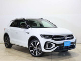 Das WeltAuto独自の項目チェックリストに基づき、入念に車両チェックとクリーニングを実施。美しく高品質な車をご提供します。