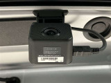 【前後2カメドライブレコーダー】安心、安全なカーライフに必須のドライブレコーダーを装備!!走行中はもちろん、あおり運転や事故に遭遇した際の状況も映像で記録し、万が一のリスクに備えます♪