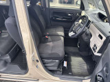 衝突被害軽減ブレーキなどの安全装備も付いております。詳しくはスタッフまでお声かけください。