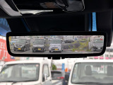 【デジタルインナーミラー(トヨタ)】車両後方カメラの映像をルームミラーに映すことが出来ます。 そのため、後席に人や荷物があって後方が見えづらい場合でもしっかり視界を確保することが出来ます。
